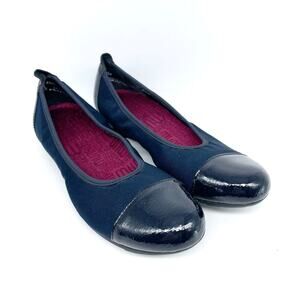 Munro Women's Henlee Cap Toe Flat Navy Ballet Flats Size 7M